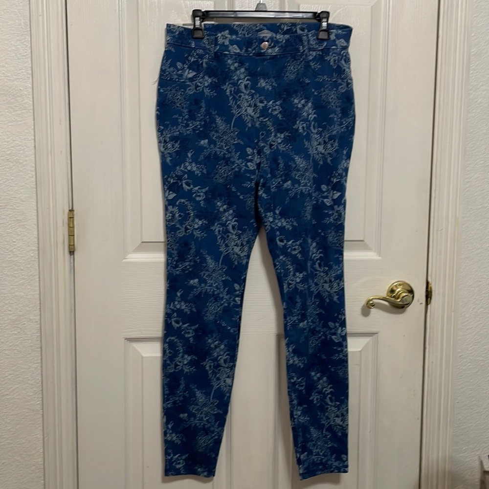 Ladies High Rise Stretch Fitted Blue Print Jeggings